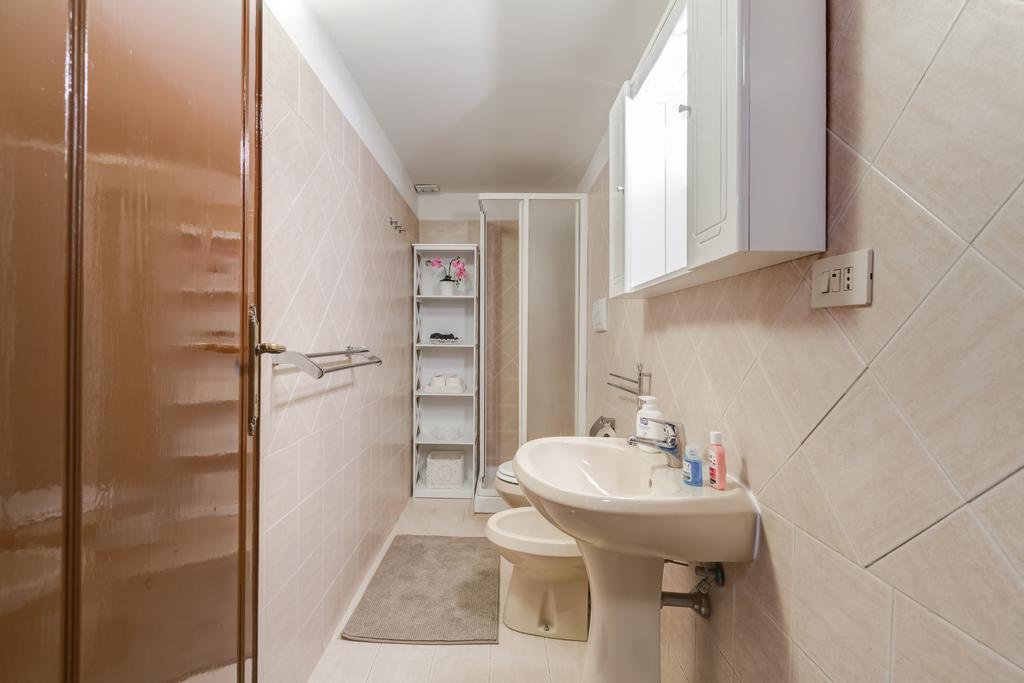 Bed and Breakfast Lulu House Рим Номер фото